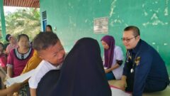 Serukan Pemilu Damai, Dokkes Polres Inhu Gelar Bakkes Untuk Korban Banjir
