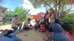 Bersama Tokoh Agama, Sat Binmas Polres Inhu Berikan Trauma Healing Pada Korban Banjir