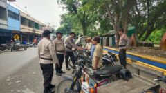 Sat Binmas Polres Inhu Patroli Keliling Kota Rengat Sambil Serukan Pemilu Damai